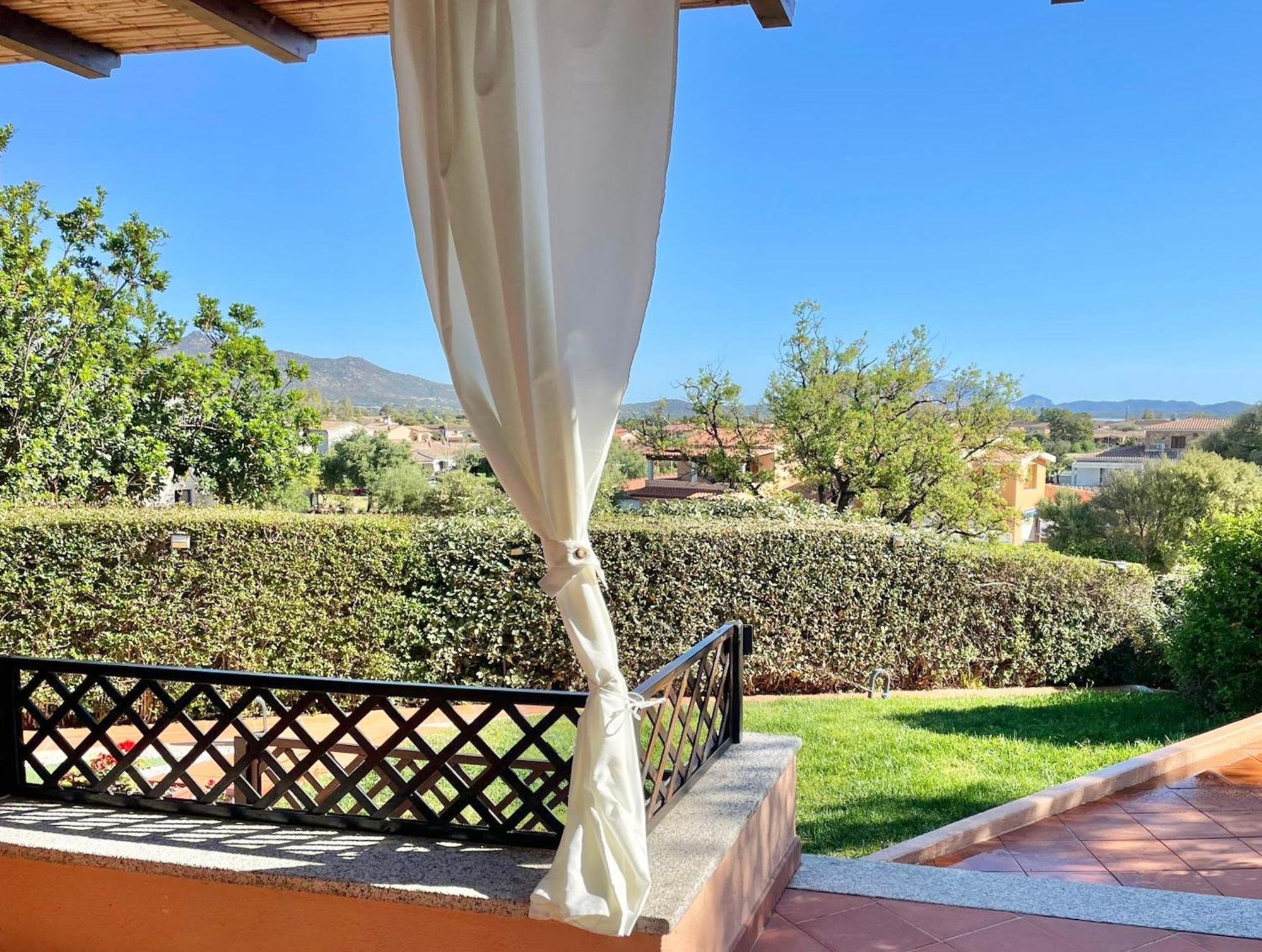 Iss Travel, Panoramic Sea View Ticino - 1 Bedroom Apartments 1,5 Km From The Beach San Teodoro  Luaran gambar